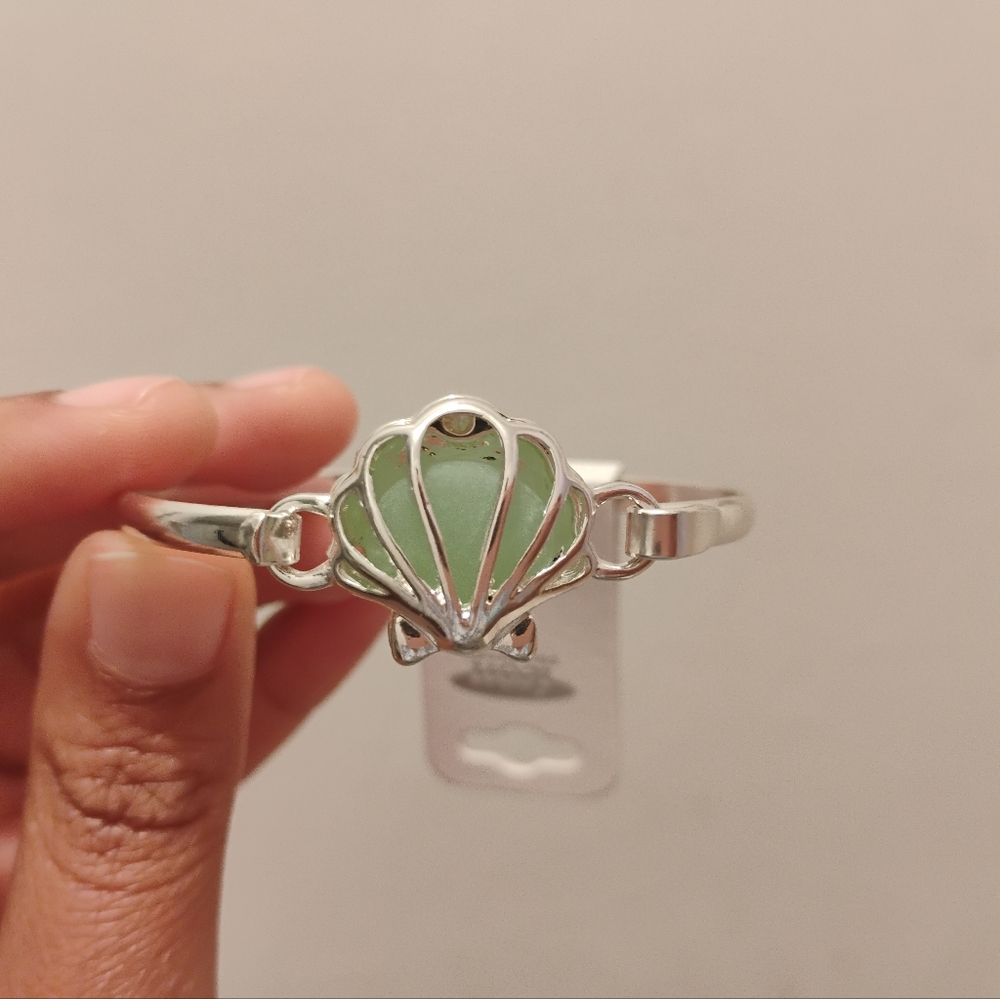 Silvertone and Turquoise Sea Glass Seashell Bracelet